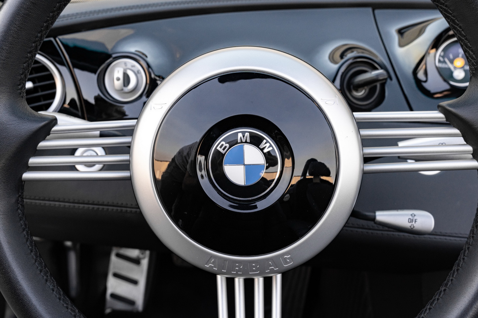 This BMW Z8 Is Nearly 20 Years Old, Yet Hasn’t Aged A Day