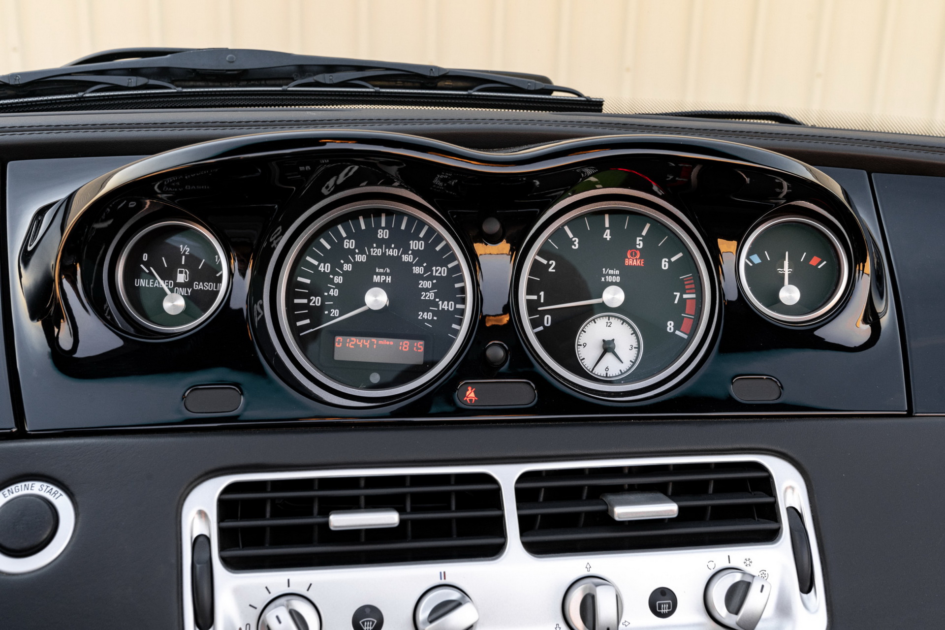 This BMW Z8 Is Nearly 20 Years Old, Yet Hasn’t Aged A Day