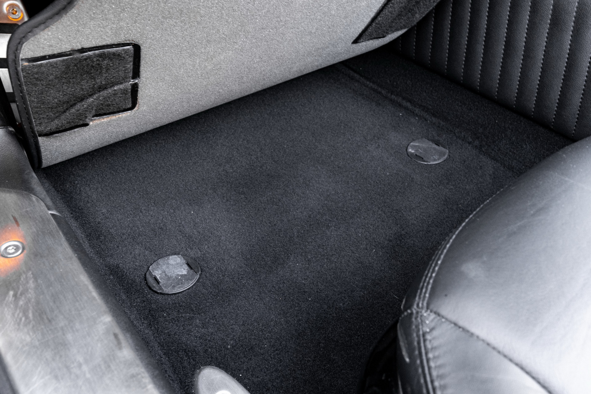 This BMW Z8 Is Nearly 20 Years Old, Yet Hasn’t Aged A Day