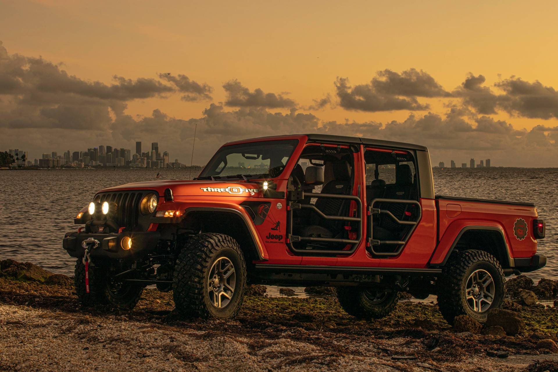 2020 Jeep Wrangler And Gladiator “Three O Five” Editions Are For Miami Only