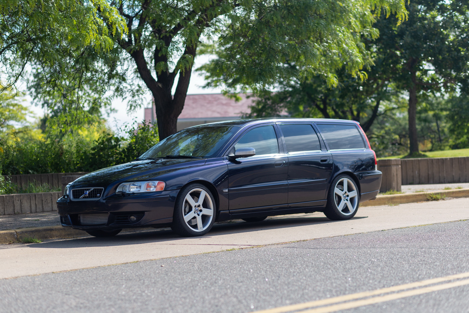 This Volvo V70 R Is A Fast, No-Nonsense Wagon – And It Might Have More Than 300 HP