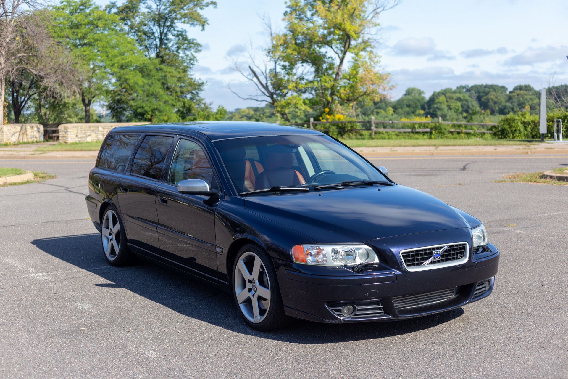 This Volvo V70 R Is A Fast, No-Nonsense Wagon – And It Might Have More Than 300 HP