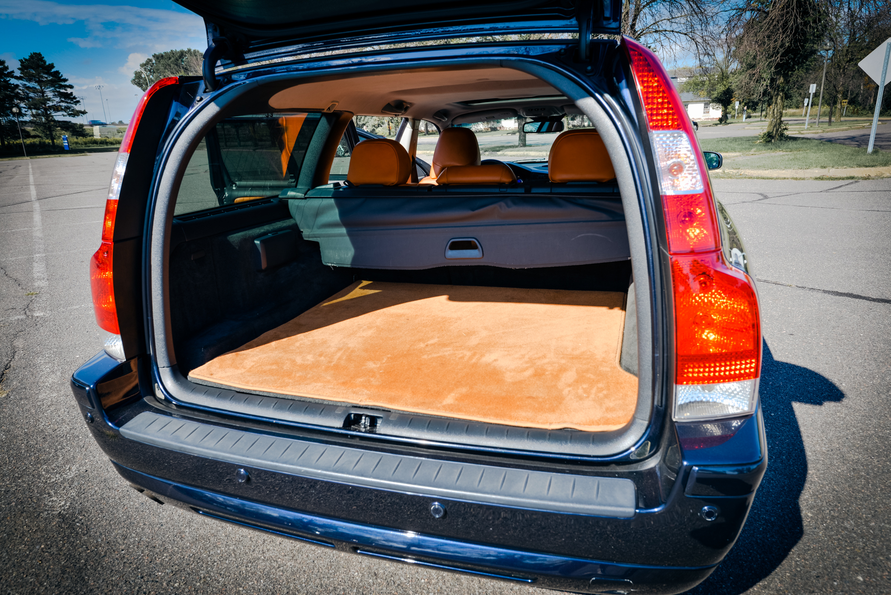 This Volvo V70 R Is A Fast, No-Nonsense Wagon – And It Might Have More Than 300 HP