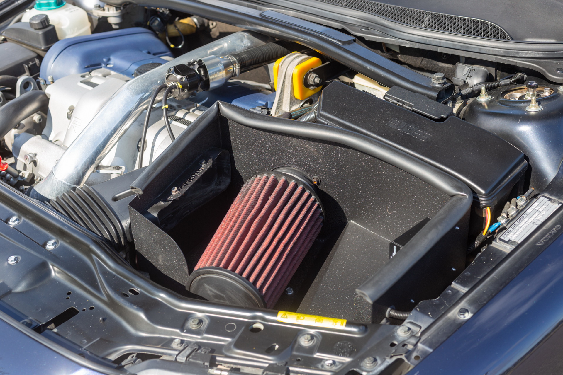 This Volvo V70 R Is A Fast, No-Nonsense Wagon – And It Might Have More Than 300 HP