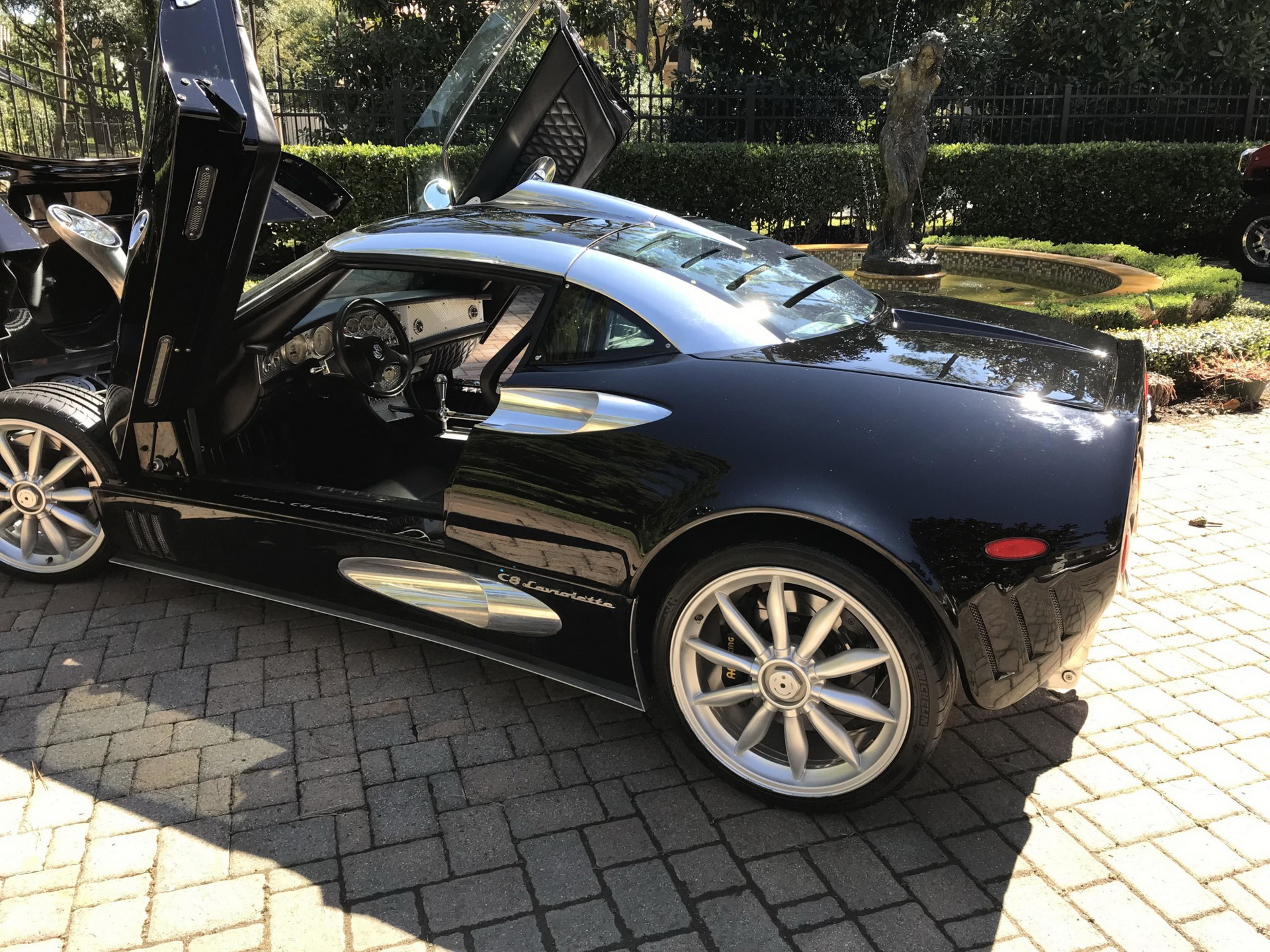 Get This 2007 Spyker C8 Laviolette, Watch Everyone Try To Figure Out What It Is