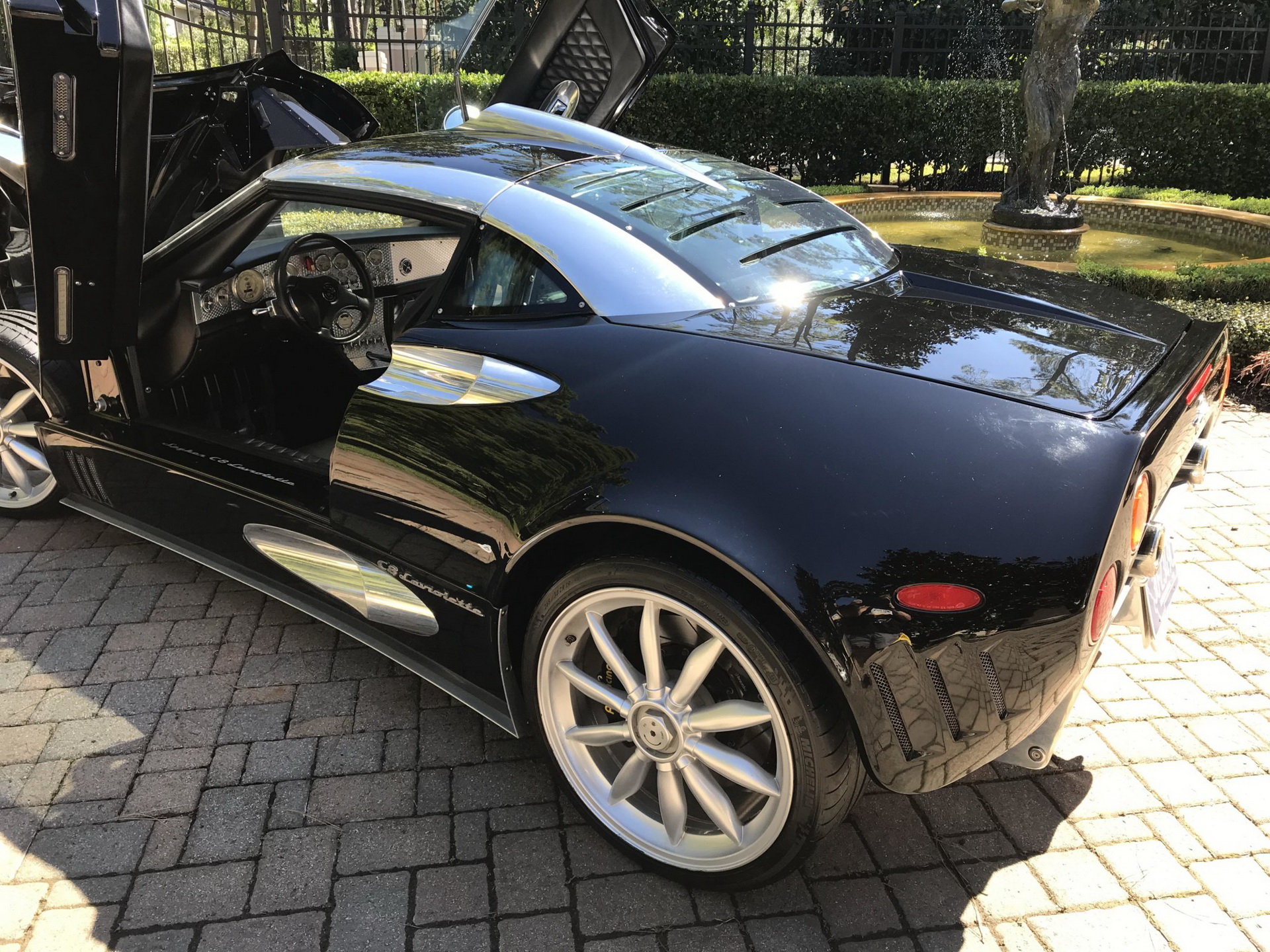 Get This 2007 Spyker C8 Laviolette, Watch Everyone Try To Figure Out What It Is