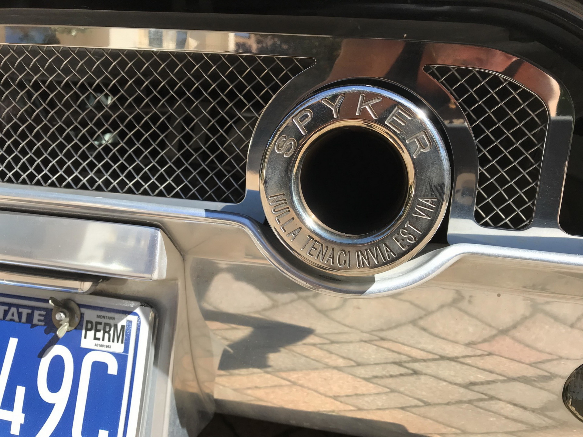 Get This 2007 Spyker C8 Laviolette, Watch Everyone Try To Figure Out What It Is