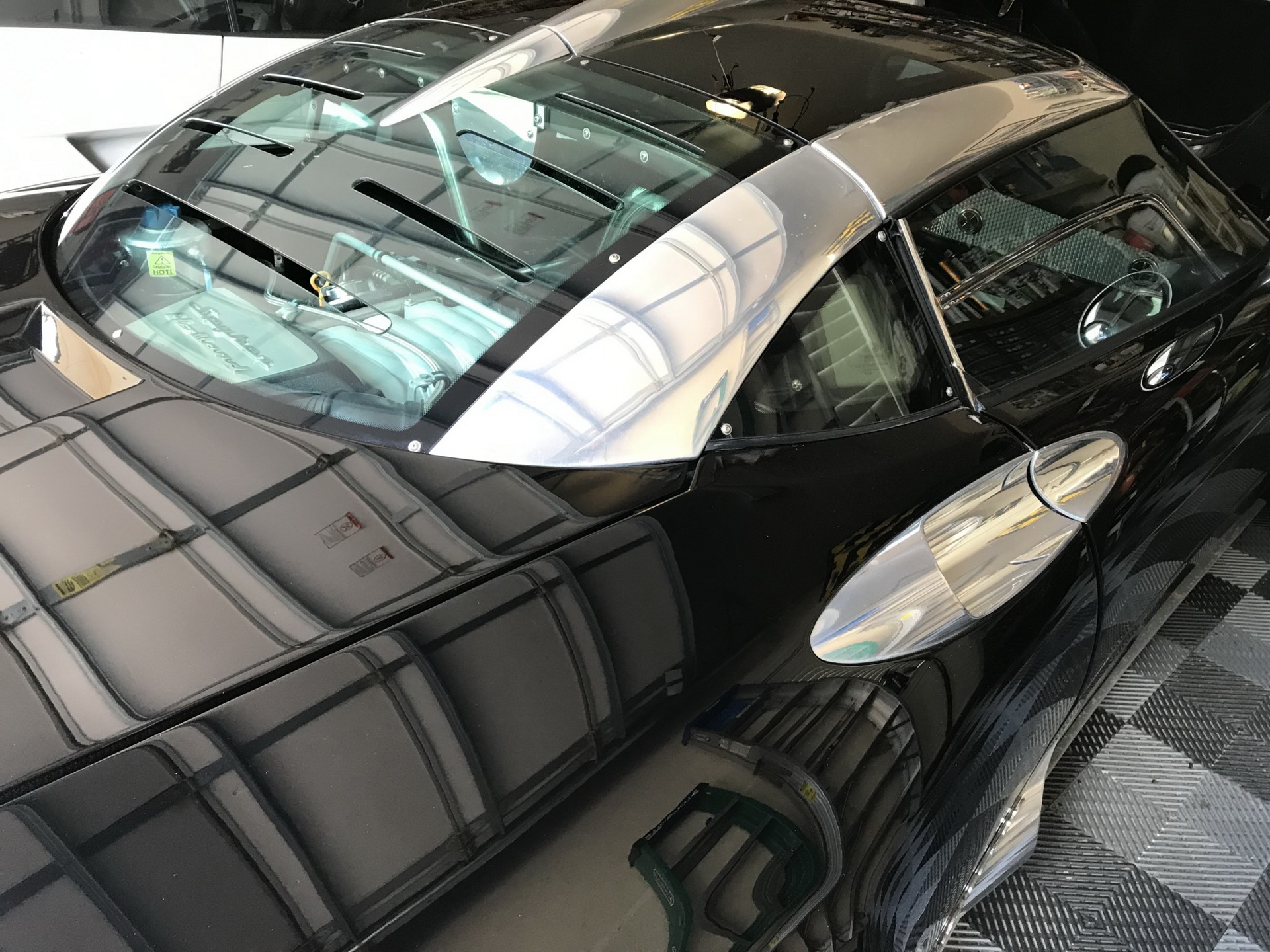 Get This 2007 Spyker C8 Laviolette, Watch Everyone Try To Figure Out What It Is