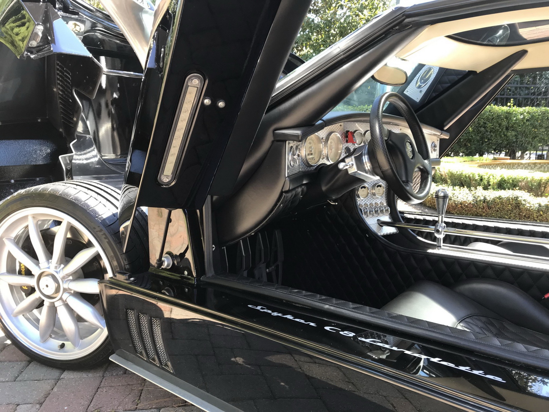 Get This 2007 Spyker C8 Laviolette, Watch Everyone Try To Figure Out What It Is