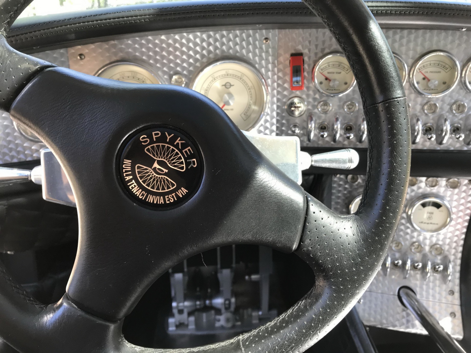 Get This 2007 Spyker C8 Laviolette, Watch Everyone Try To Figure Out What It Is