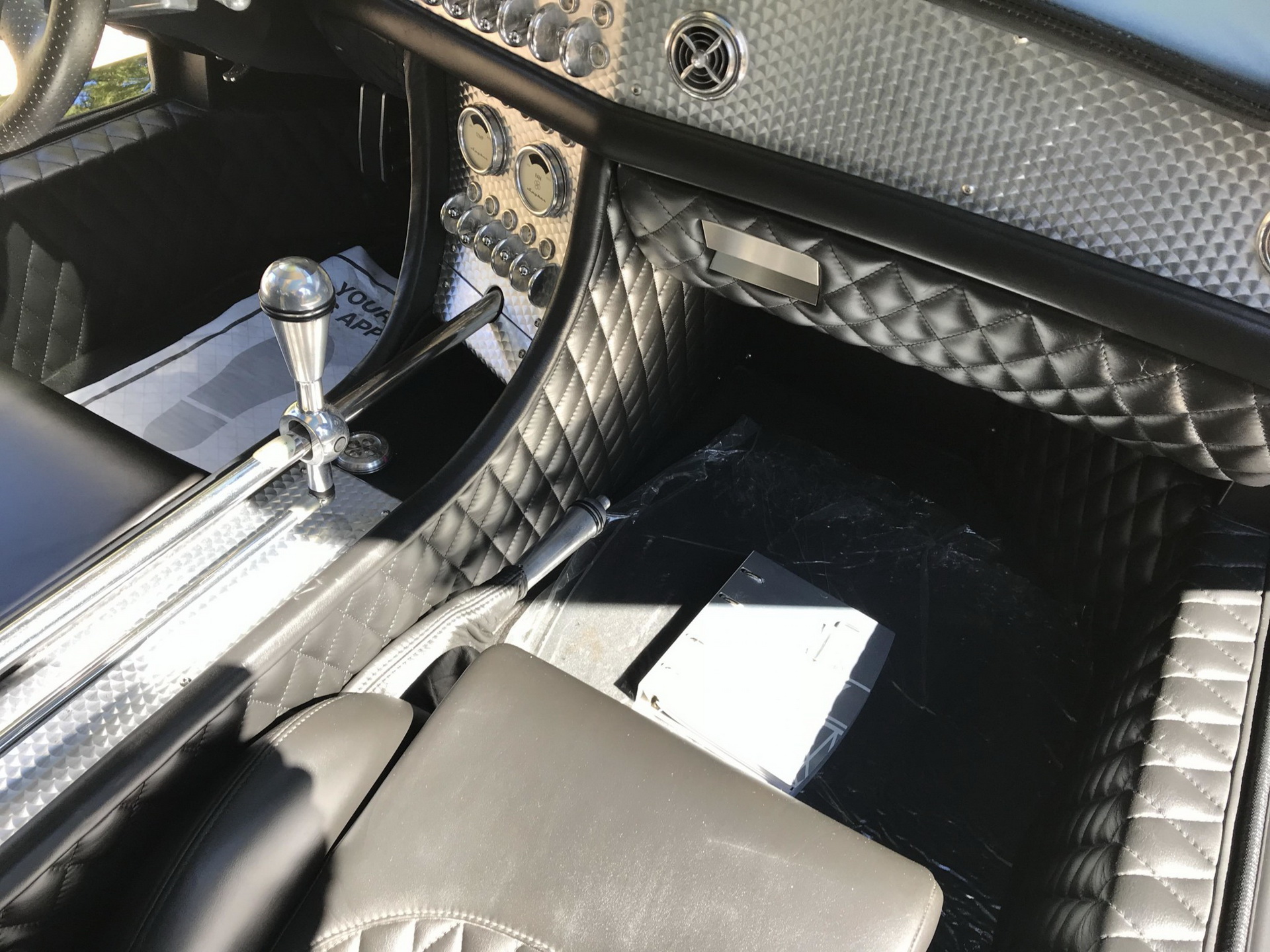 Get This 2007 Spyker C8 Laviolette, Watch Everyone Try To Figure Out What It Is
