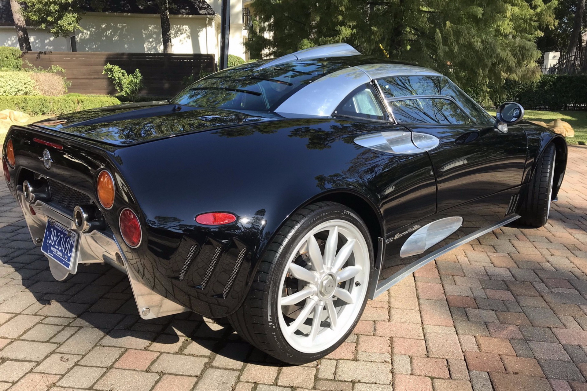 Get This 2007 Spyker C8 Laviolette, Watch Everyone Try To Figure Out What It Is