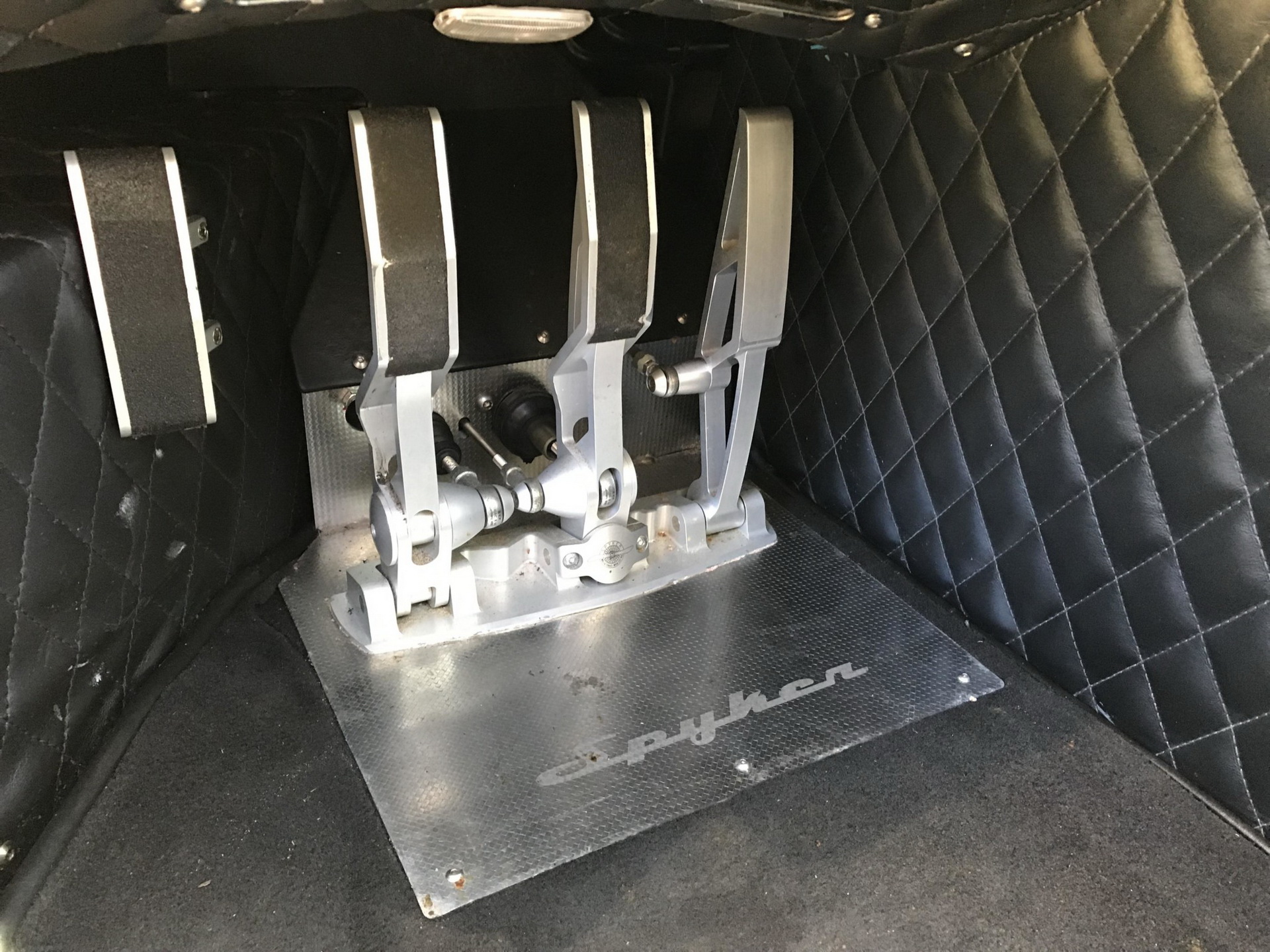 Get This 2007 Spyker C8 Laviolette, Watch Everyone Try To Figure Out What It Is