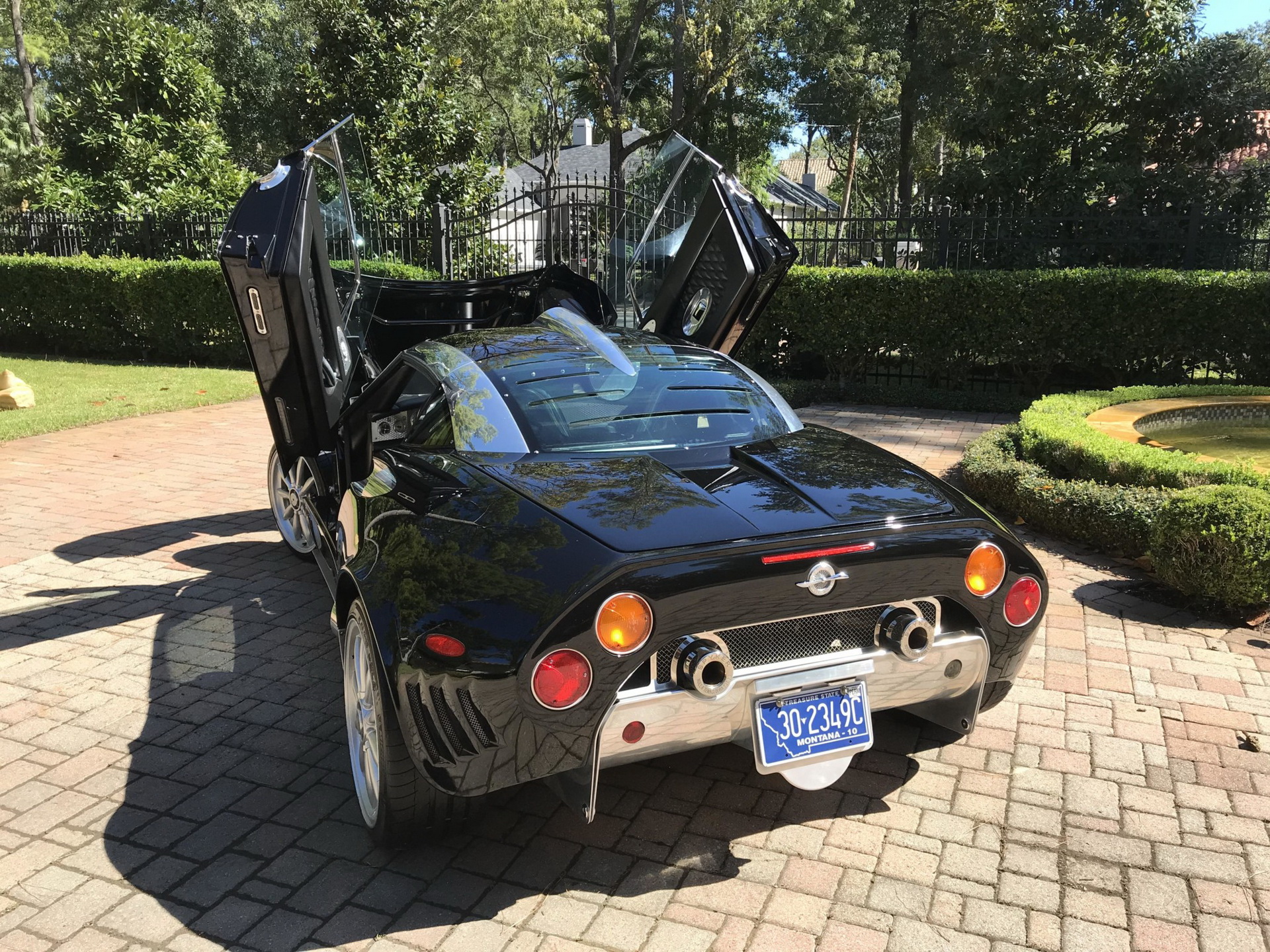 Get This 2007 Spyker C8 Laviolette, Watch Everyone Try To Figure Out What It Is