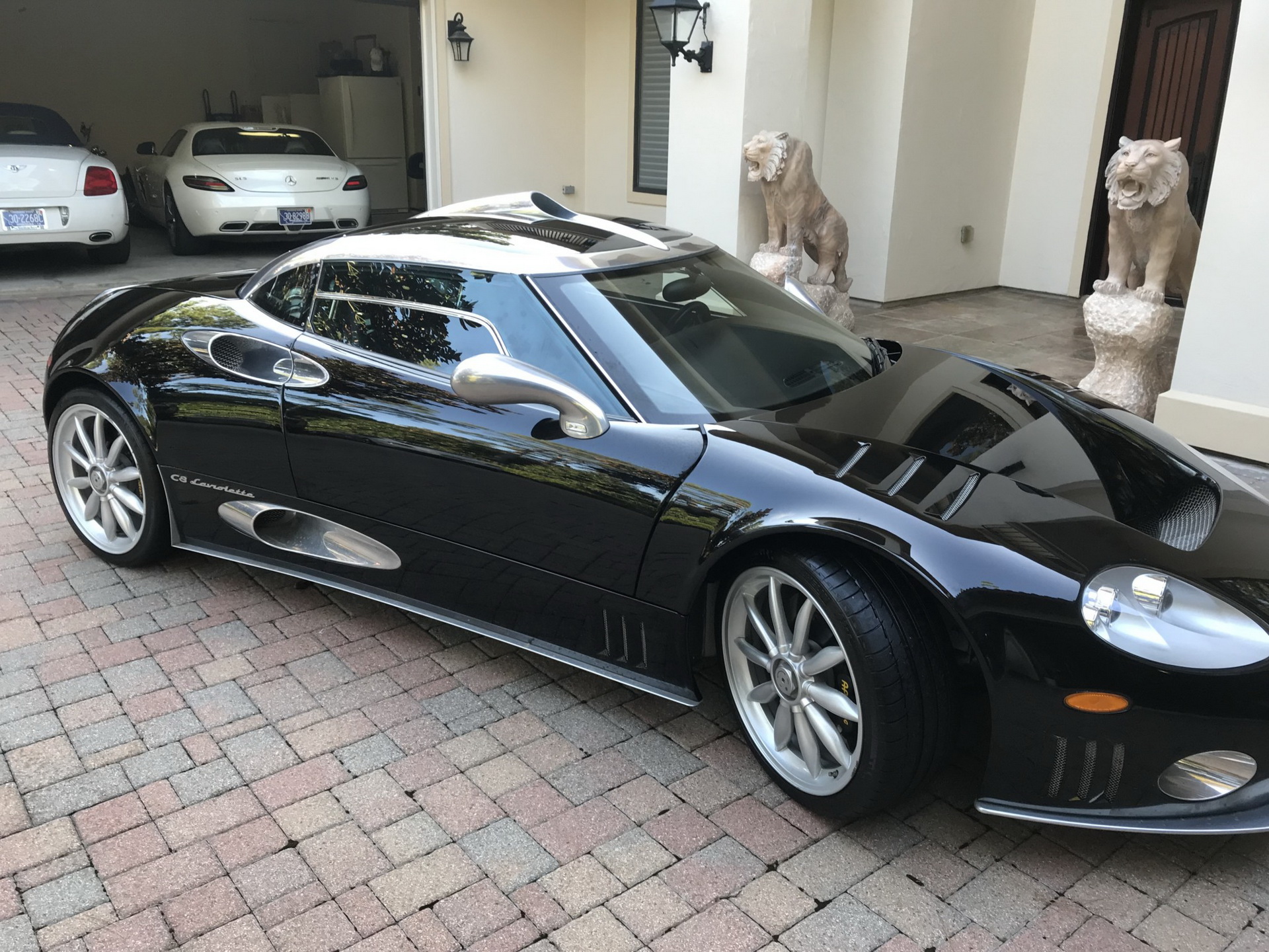 Get This 2007 Spyker C8 Laviolette, Watch Everyone Try To Figure Out What It Is