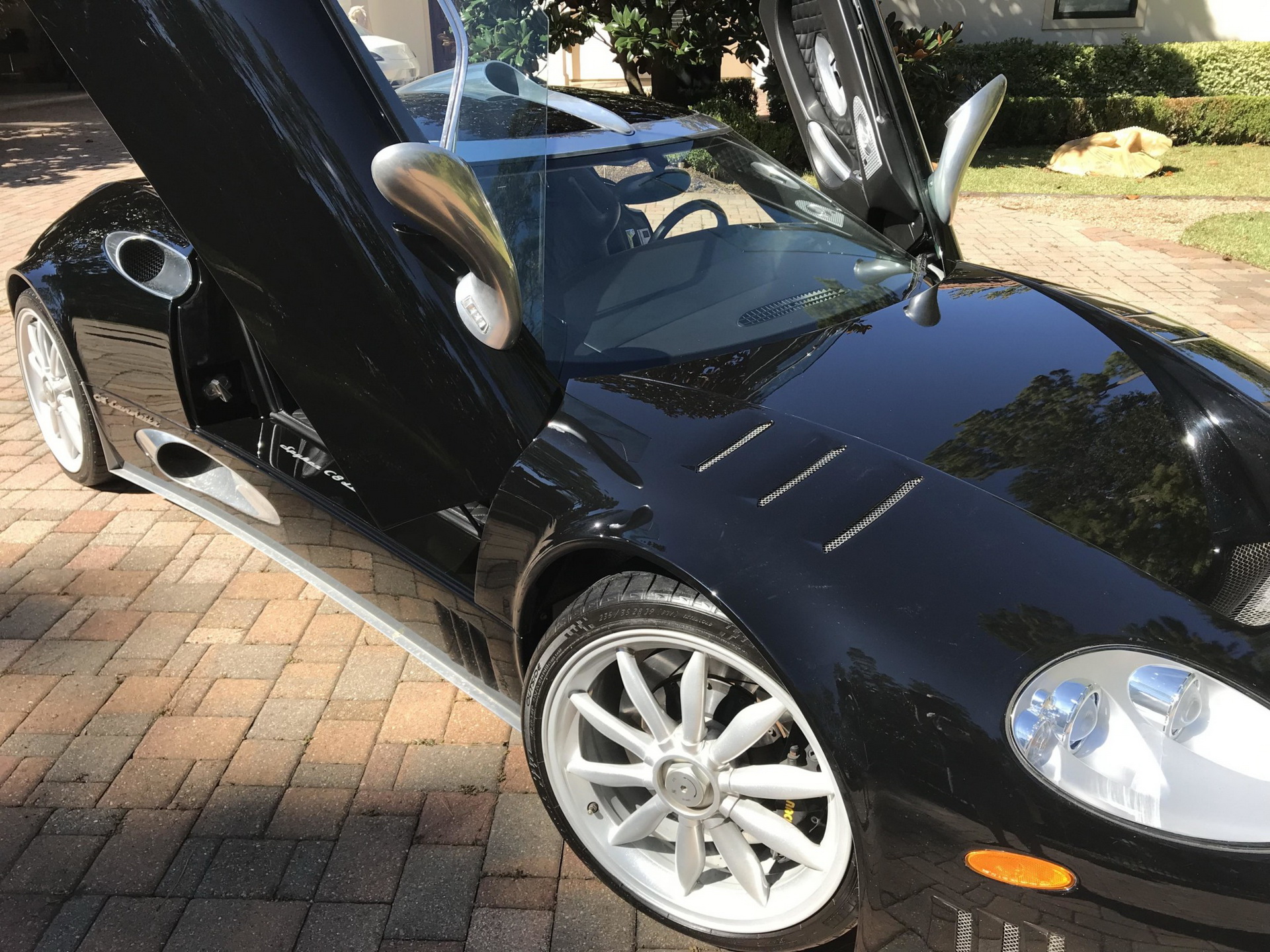 Get This 2007 Spyker C8 Laviolette, Watch Everyone Try To Figure Out What It Is