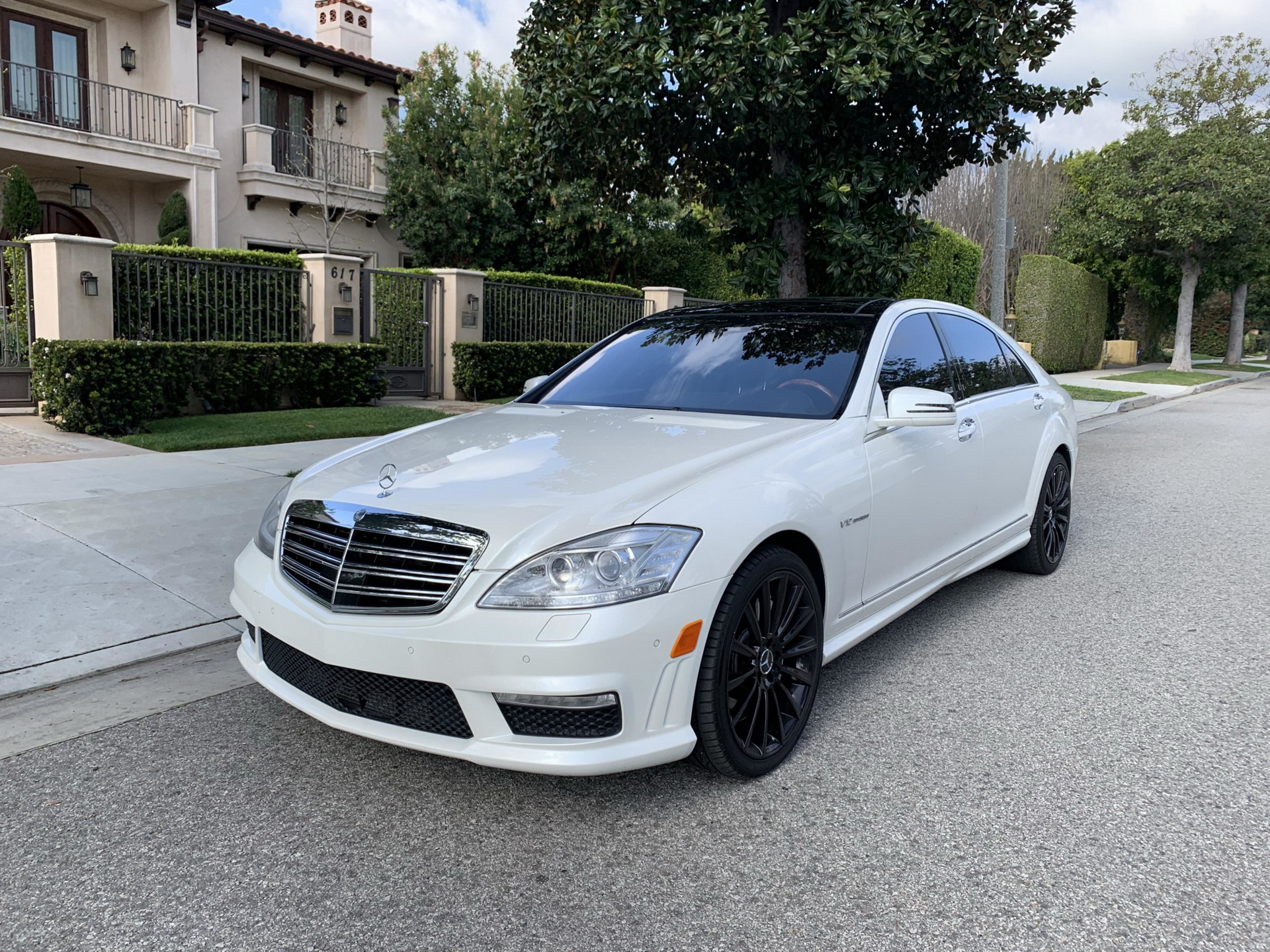 2011 Mercedes S65 AMG Might Just Help You Gain Baller Status
