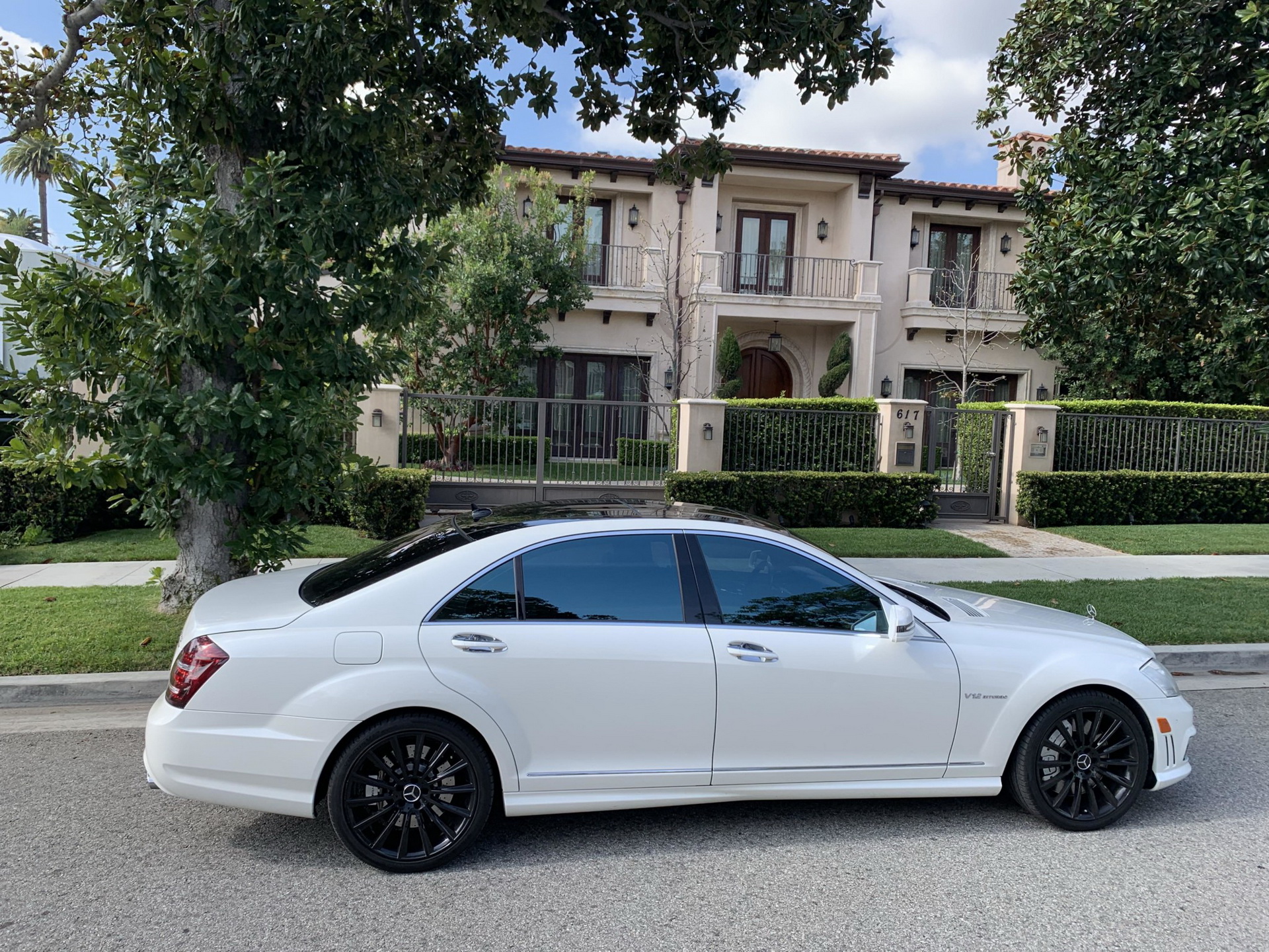 2011 Mercedes S65 AMG Might Just Help You Gain Baller Status