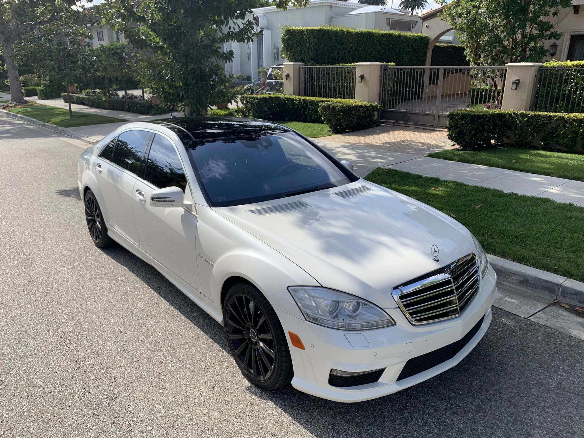 2011 Mercedes S65 AMG Might Just Help You Gain Baller Status