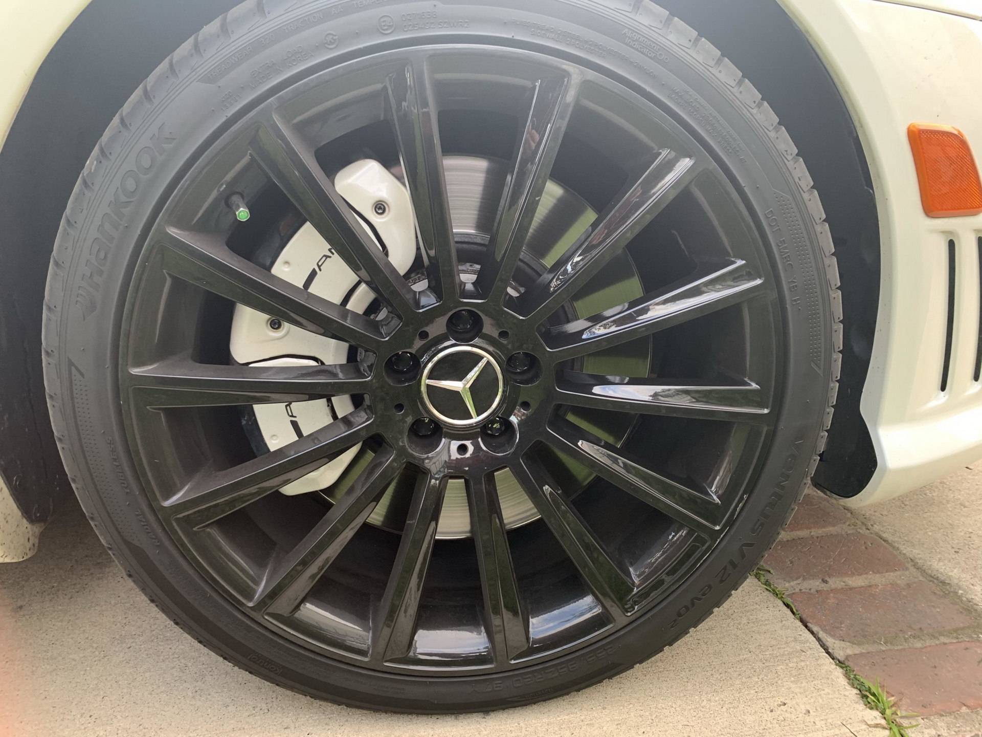 2011 Mercedes S65 AMG Might Just Help You Gain Baller Status