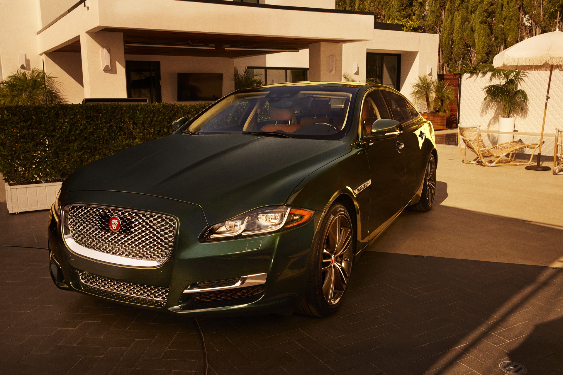 Jaguar Bids Farewell To XJ With New Classy Collection Edition Exclusively For Americans