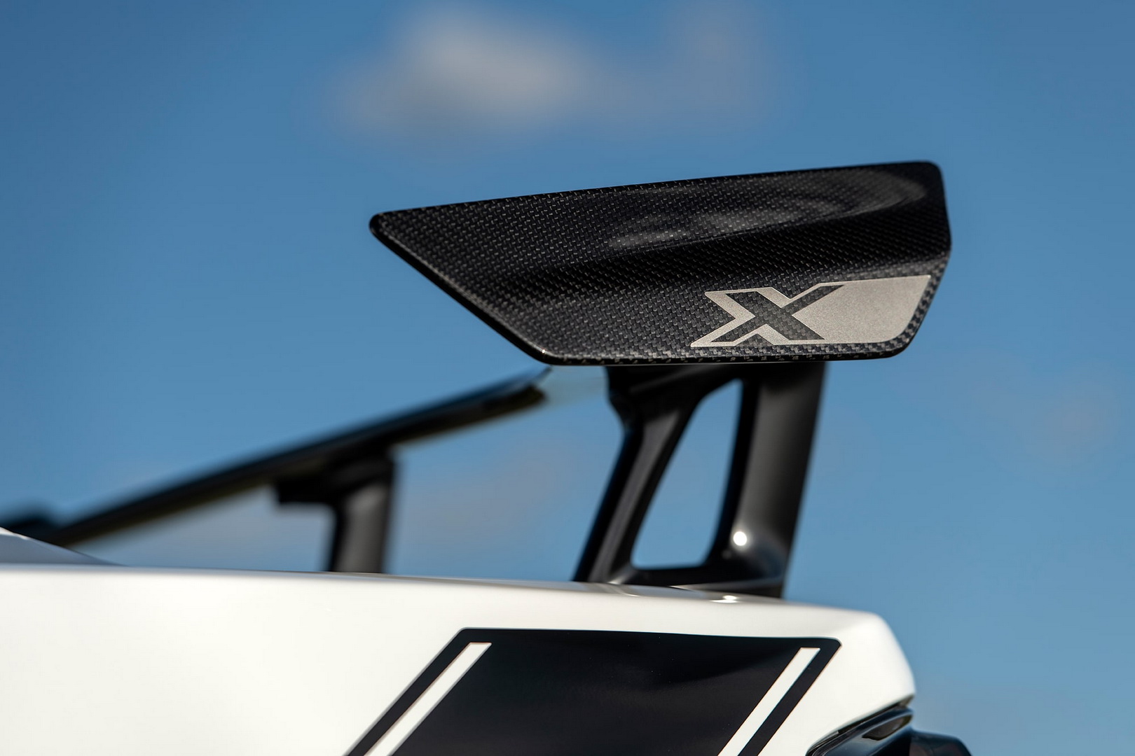 Hennessey Resurrection Is A ‘Vette-Powered Camaro ZL1 1LE With 1,200 HP, 0-60 In 2.3 Sec!