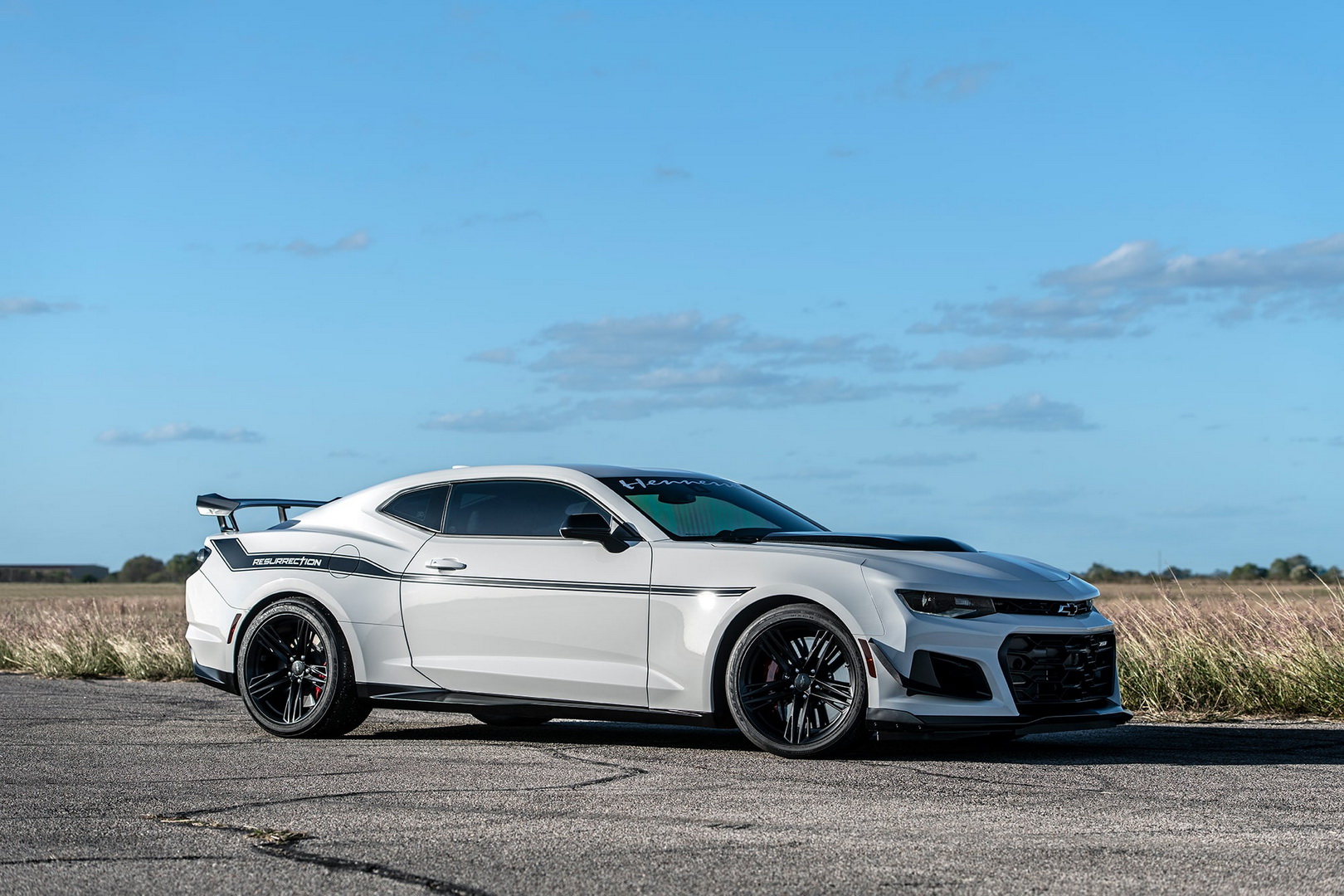 Hennessey Resurrection Is A ‘Vette-Powered Camaro ZL1 1LE With 1,200 HP, 0-60 In 2.3 Sec!
