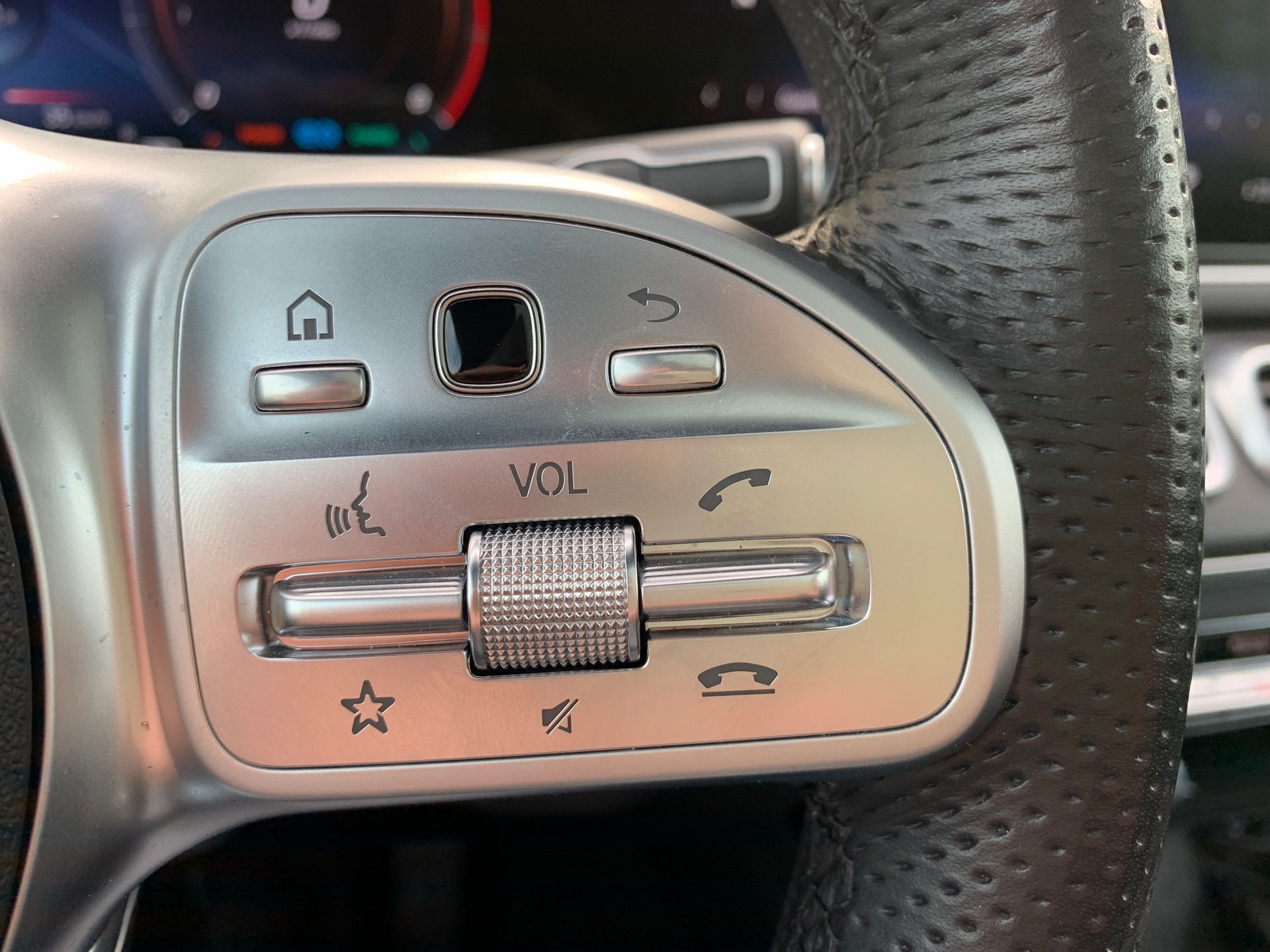 Driven: 2020 Mercedes GLE 450 4MATIC Is A Cure For Your Bentayga Blues