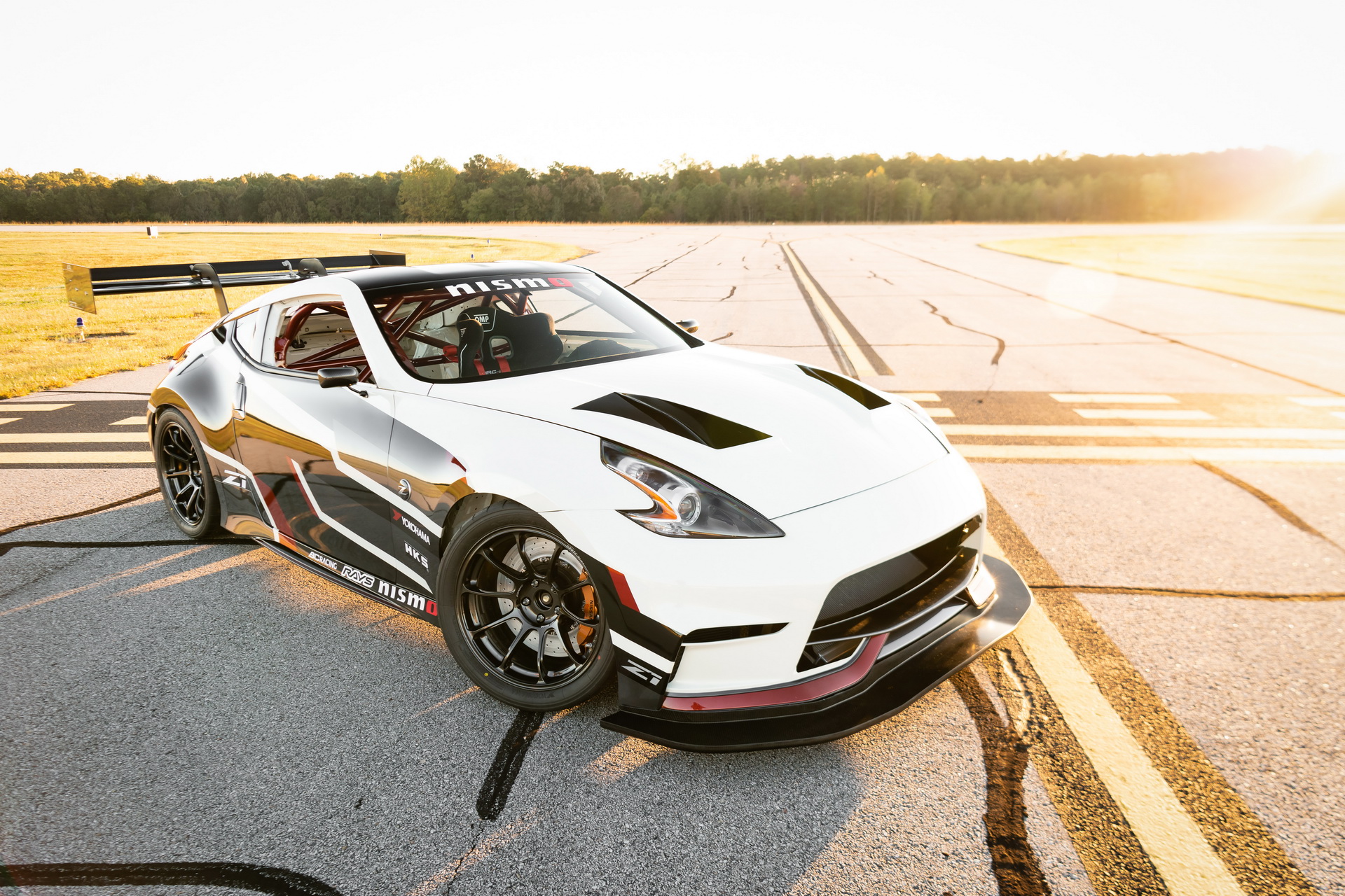 Nissan’s 2019 SEMA Debuts Include A Beefed-Up Frontier, 370Z Racer And More