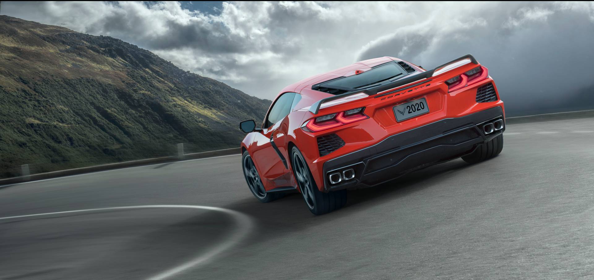 Official Chevy Sketch Hints At C8 Corvette Z06’s Cockpit Design