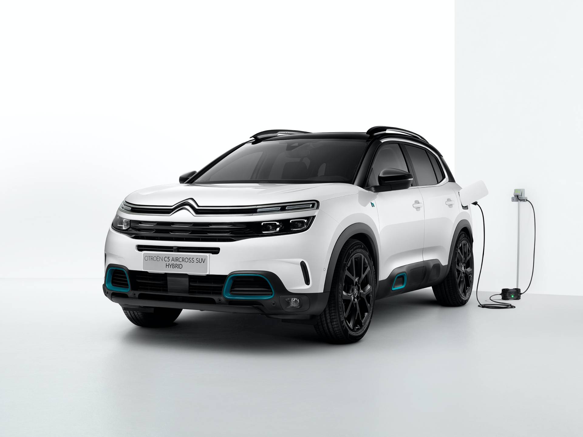 222 HP Citroën C5 Aircross Plug-in Hybrid Is The New King Of The Range