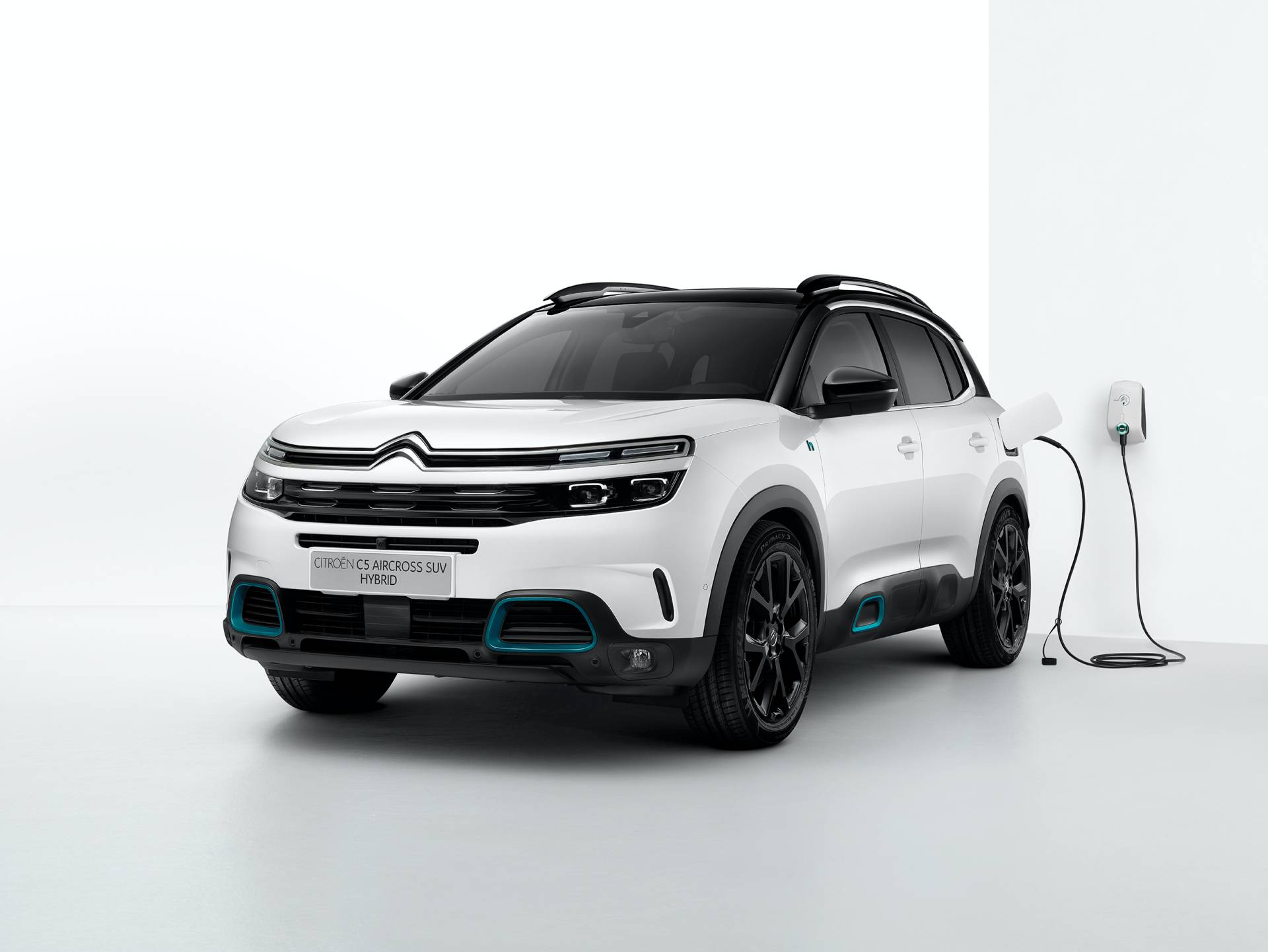 222 HP Citroën C5 Aircross Plug-in Hybrid Is The New King Of The Range