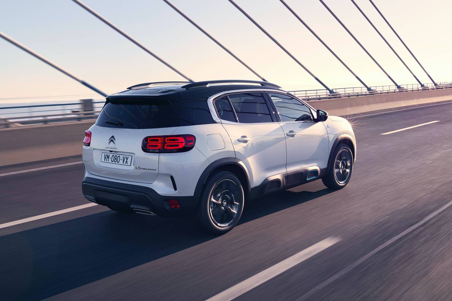 222 HP Citroën C5 Aircross Plug-in Hybrid Is The New King Of The Range