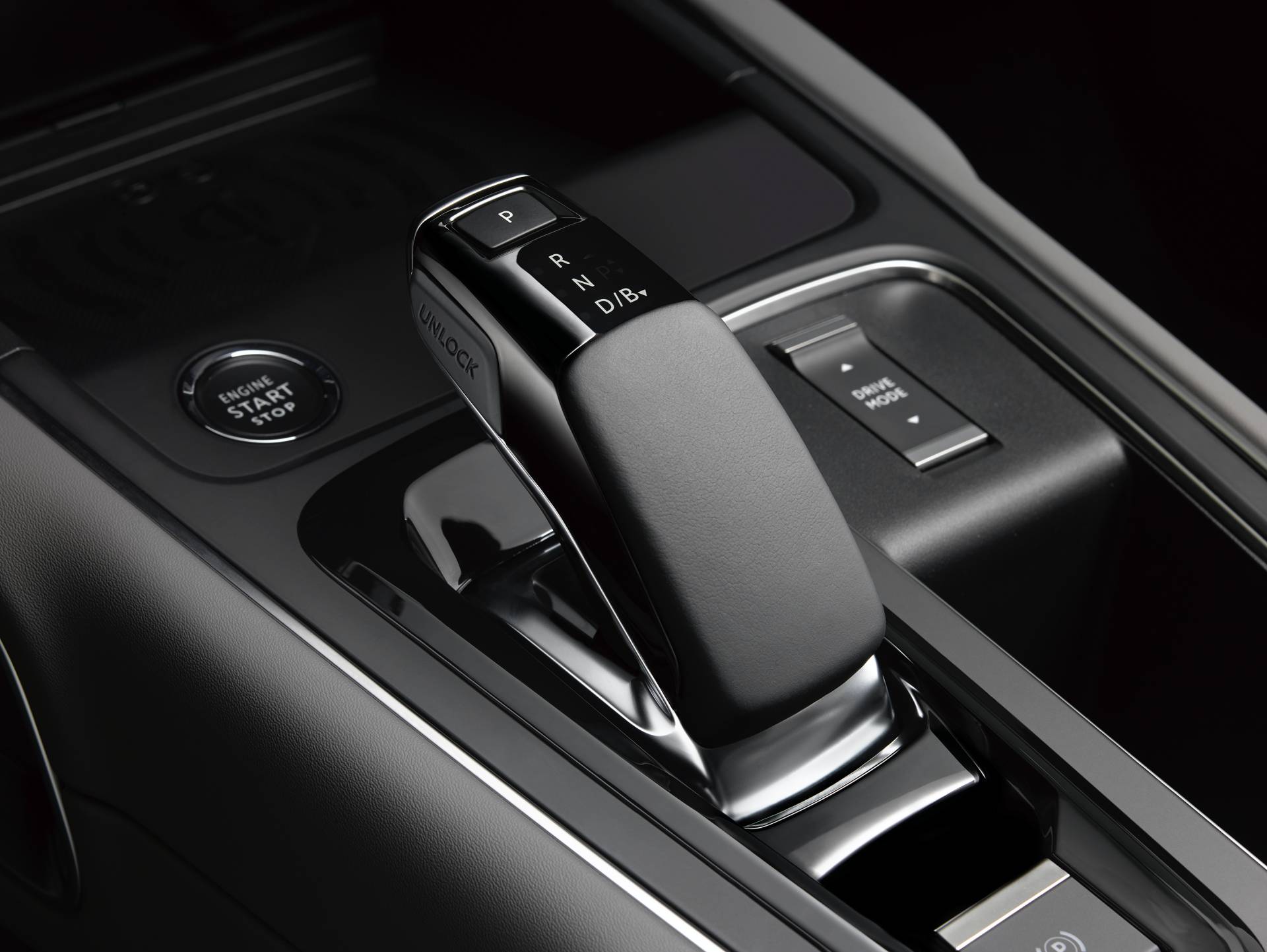 222 HP Citroën C5 Aircross Plug-in Hybrid Is The New King Of The Range