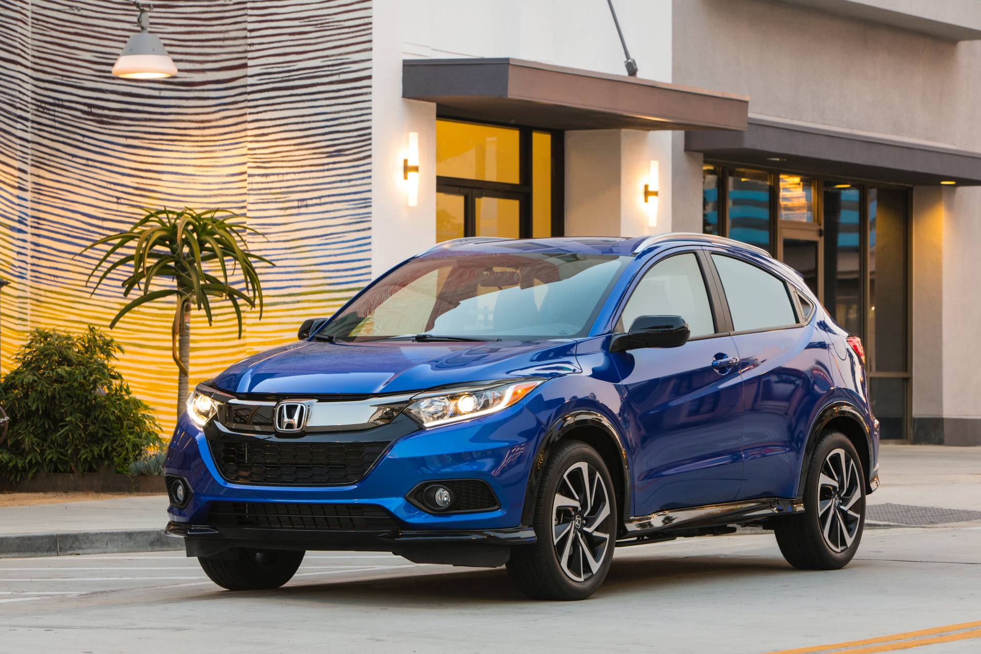 2020 Honda HR-V Carries Over Unchanged Except For Higher Prices