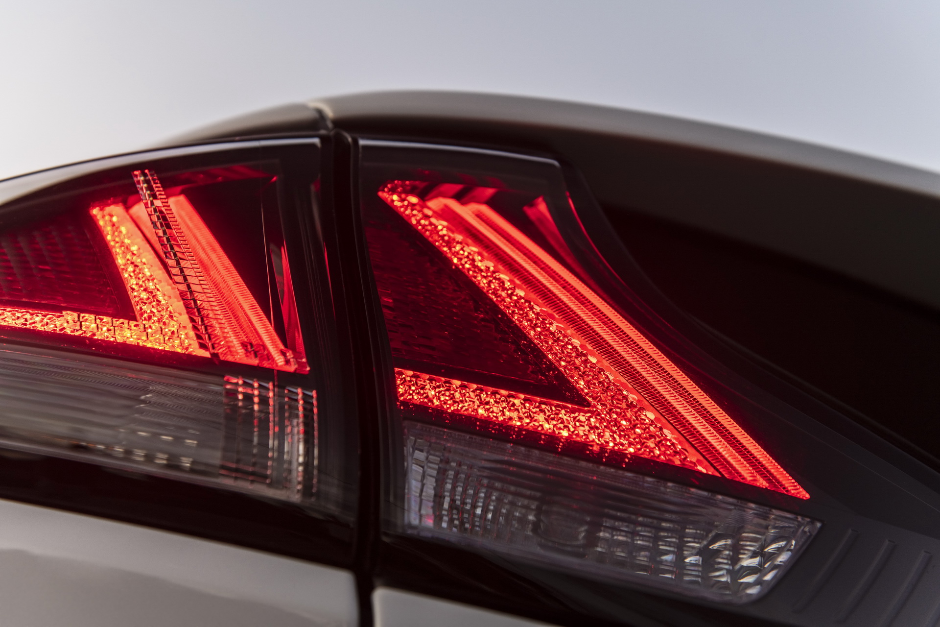 2020 Hyundai Ioniq Facelift Arrives In The US With Better Tech And More More Electric Range