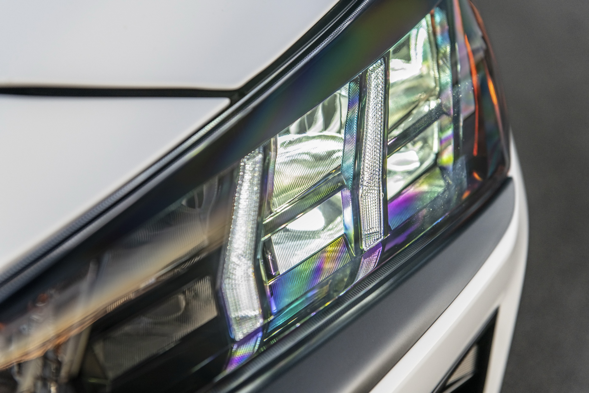 2020 Hyundai Ioniq Facelift Arrives In The US With Better Tech And More More Electric Range