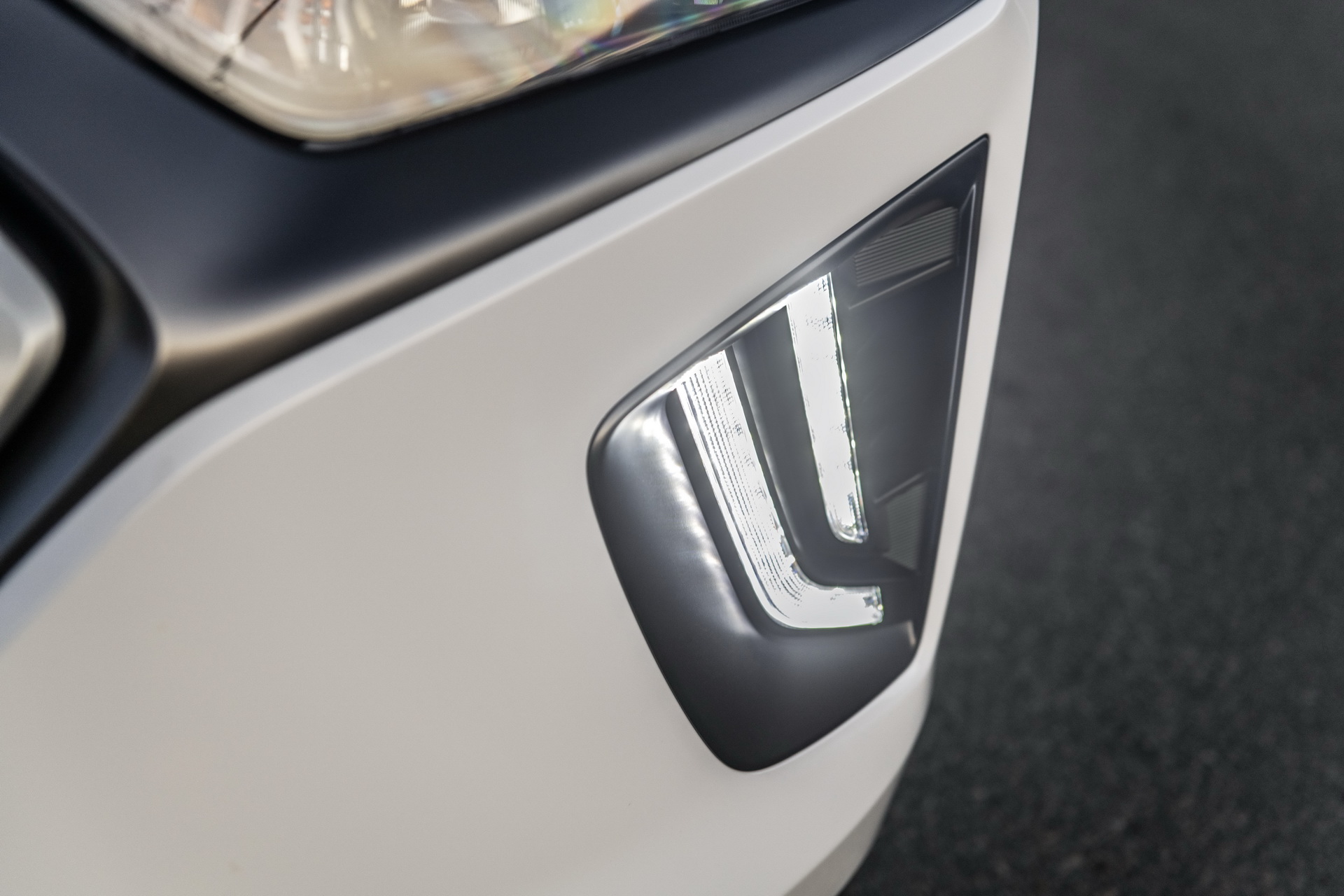 2020 Hyundai Ioniq Facelift Arrives In The US With Better Tech And More More Electric Range