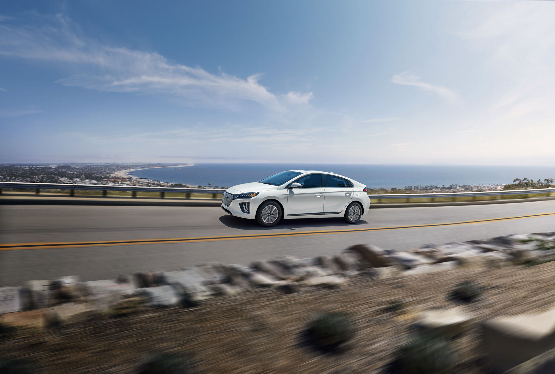 2020 Hyundai Ioniq Facelift Arrives In The US With Better Tech And More More Electric Range