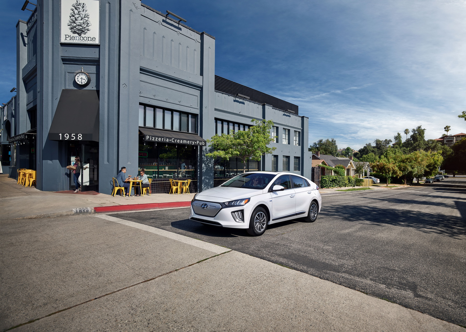 2020 Hyundai Ioniq Facelift Arrives In The US With Better Tech And More More Electric Range