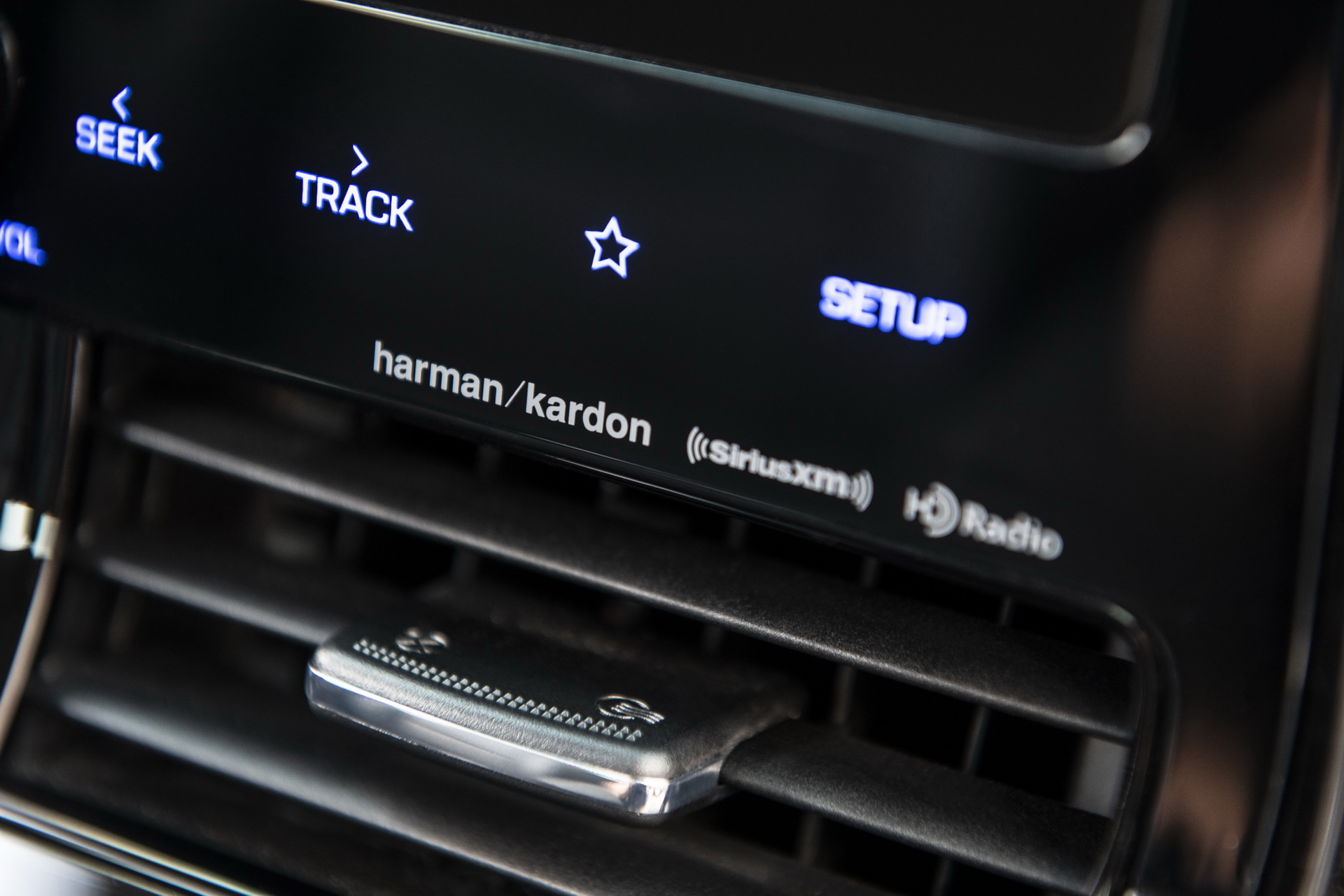 2020 Hyundai Ioniq Facelift Arrives In The US With Better Tech And More More Electric Range