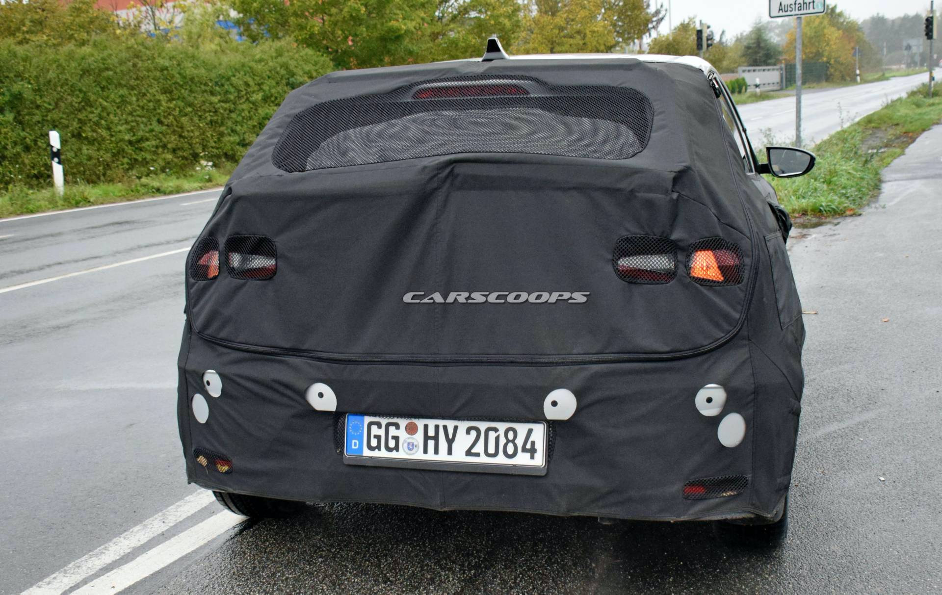 2020 Hyundai i20 Offers First Look Inside, Exterior Remains Camouflaged