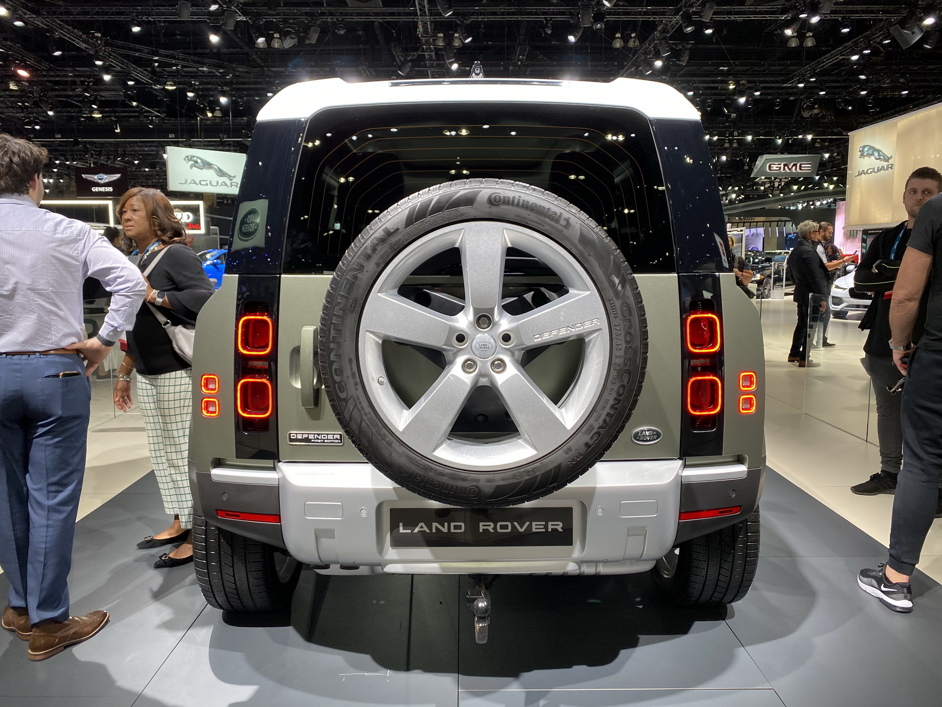 Land Rover’s Short 2020 Defender 90 Sets Foot In America, Start Froms “Around $50k”
