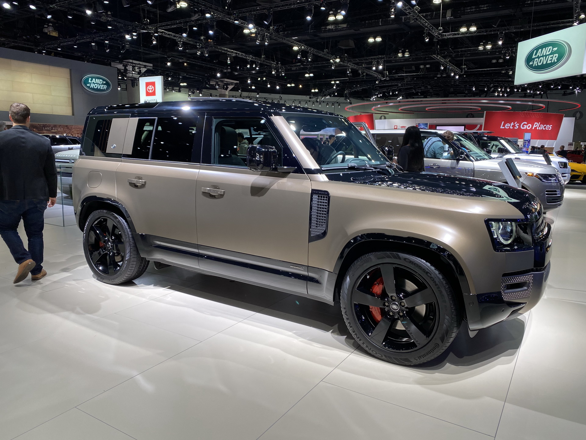 Land Rover’s Short 2020 Defender 90 Sets Foot In America, Start Froms “Around $50k”