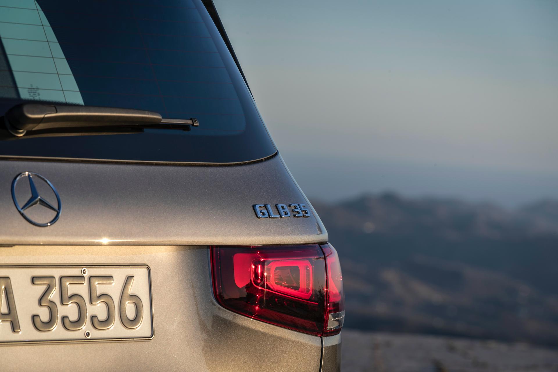 Huge Photo Gallery Will Help You Pick Your Favorite 2020 Mercedes GLB