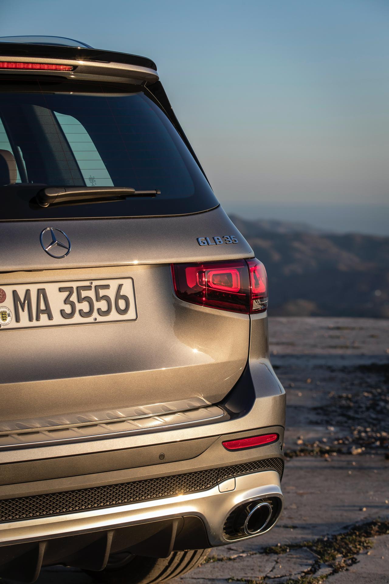 Huge Photo Gallery Will Help You Pick Your Favorite 2020 Mercedes GLB