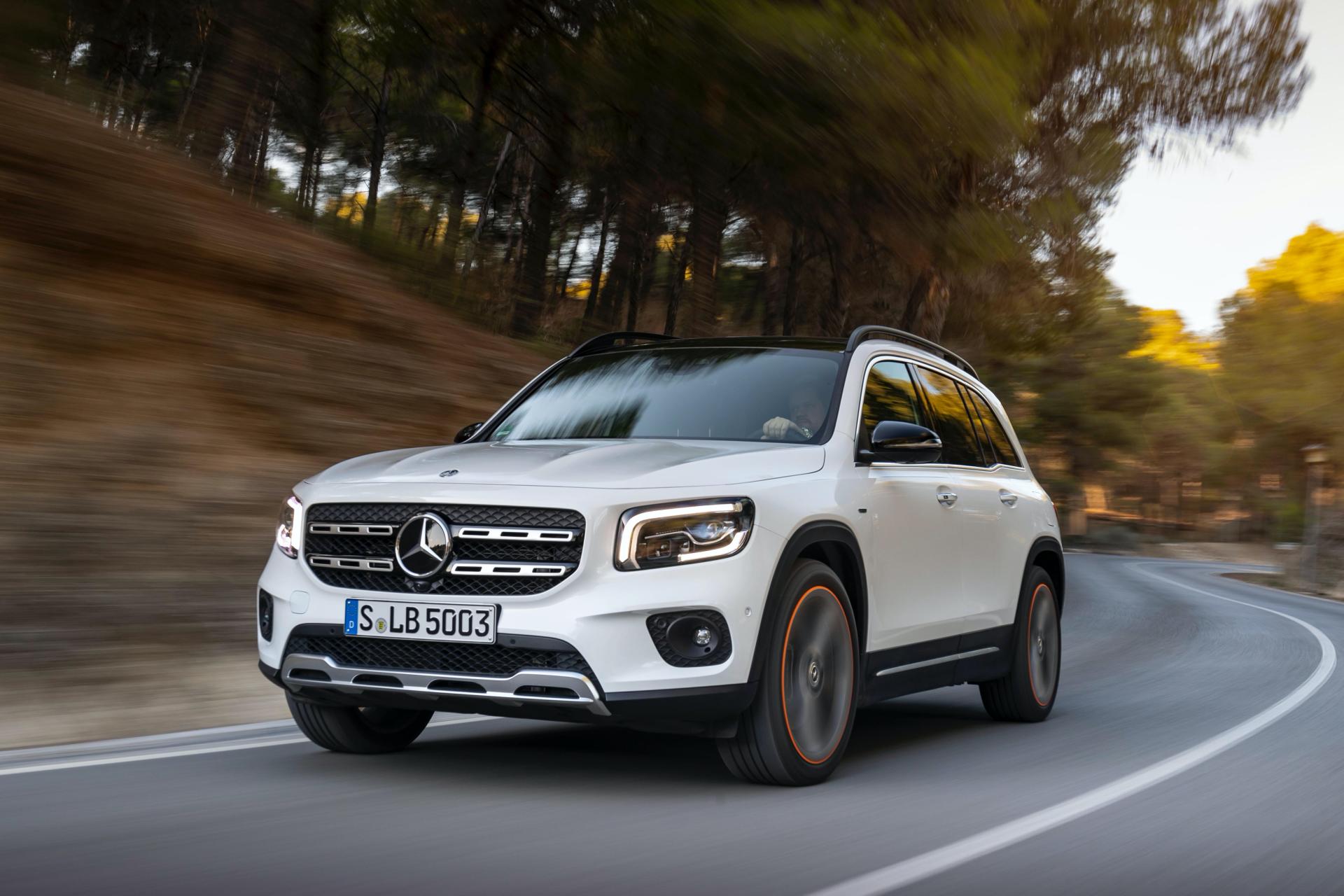 Huge Photo Gallery Will Help You Pick Your Favorite 2020 Mercedes GLB