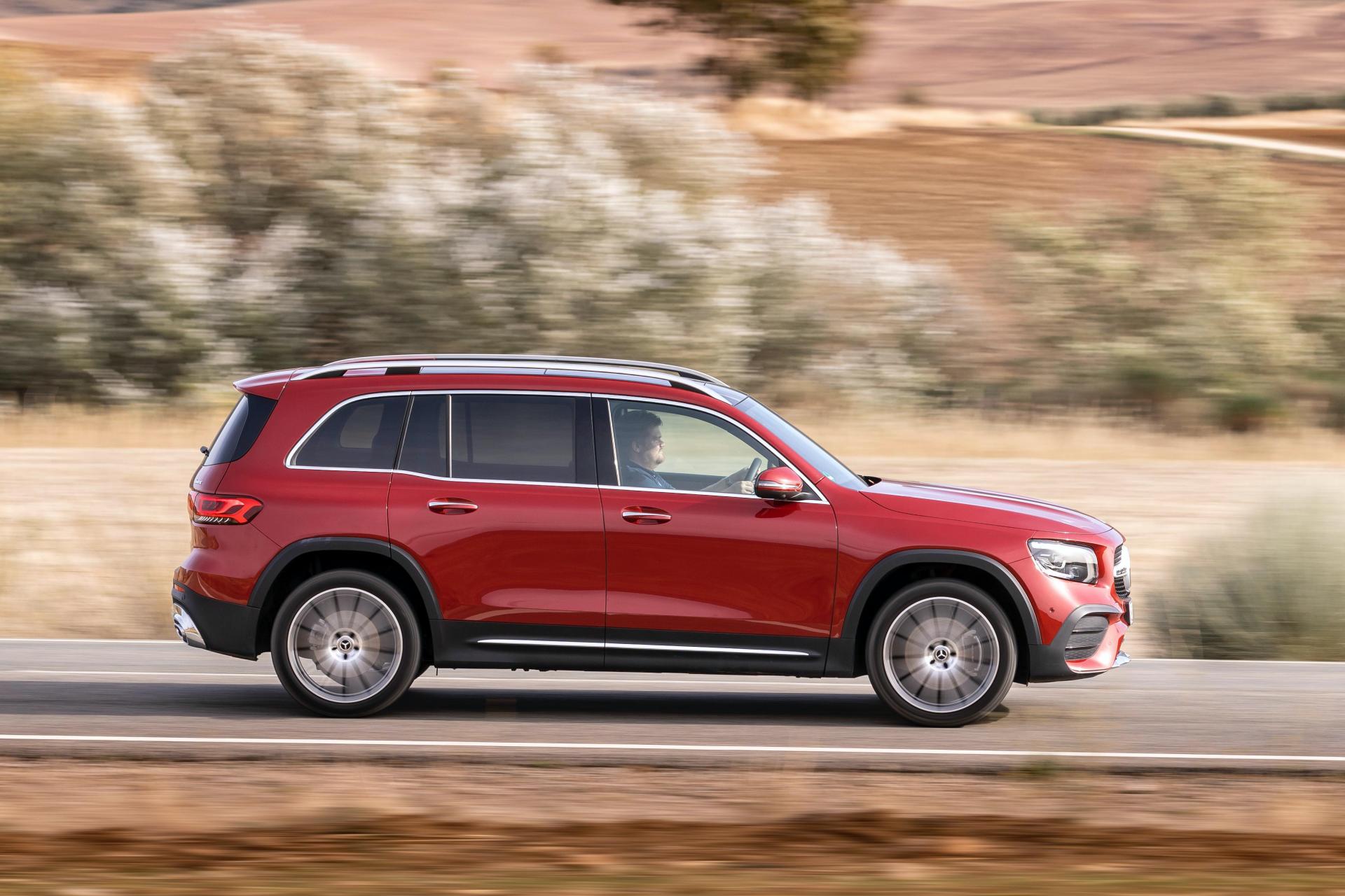 Huge Photo Gallery Will Help You Pick Your Favorite 2020 Mercedes GLB