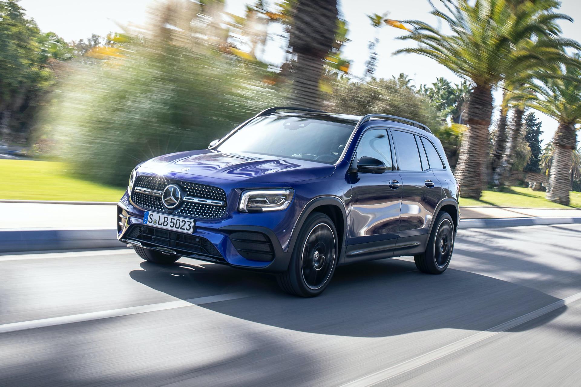 Huge Photo Gallery Will Help You Pick Your Favorite 2020 Mercedes GLB