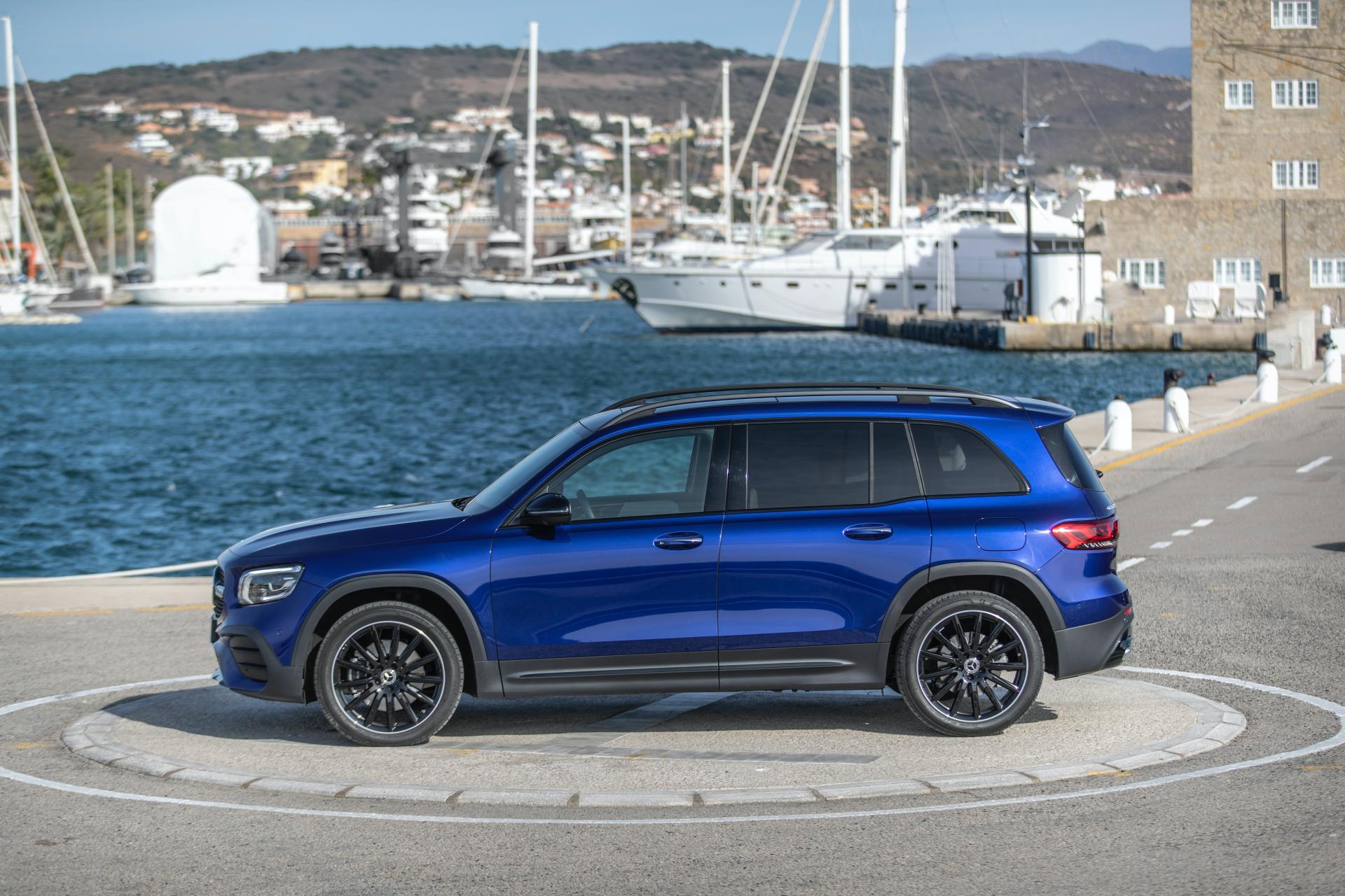 Huge Photo Gallery Will Help You Pick Your Favorite 2020 Mercedes GLB